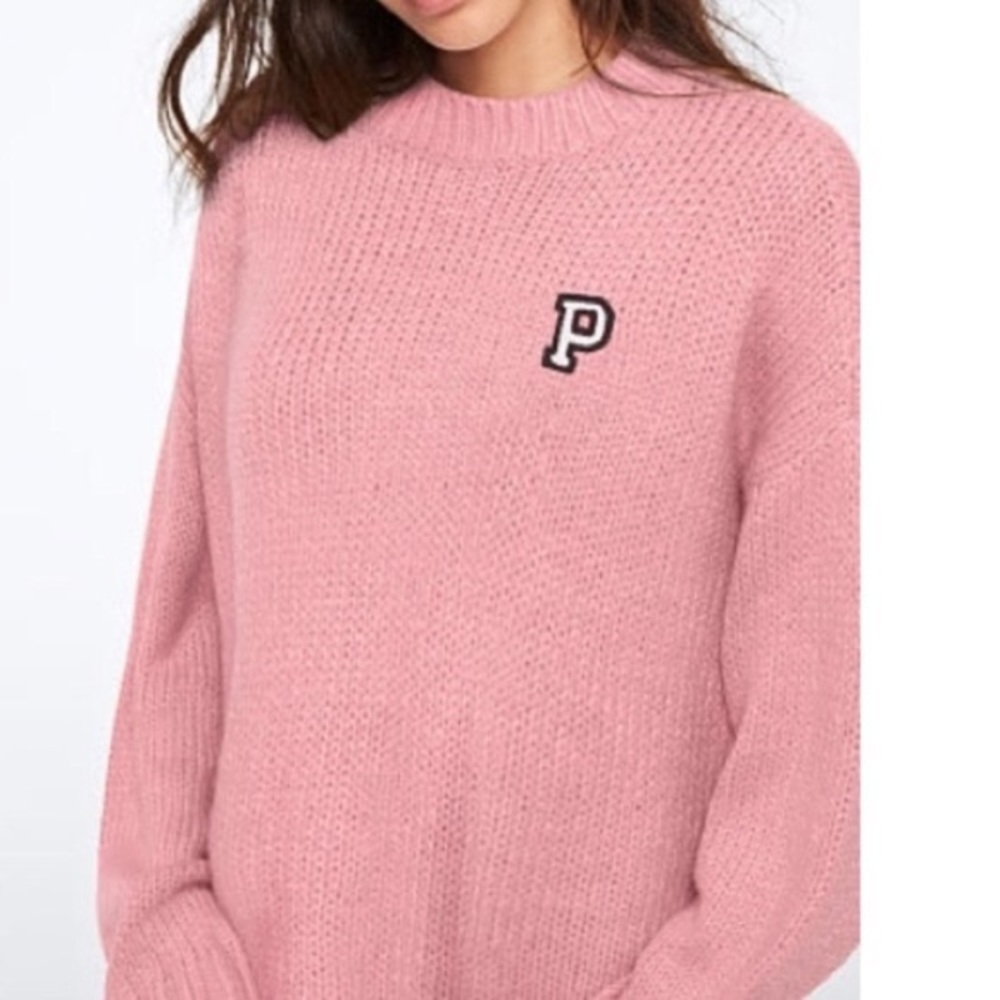 PINK Victoria’Secret sweater